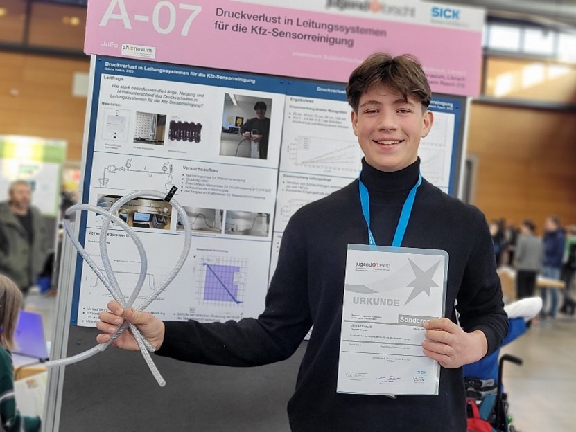 Maxim präsentiert seinen sonderpreis