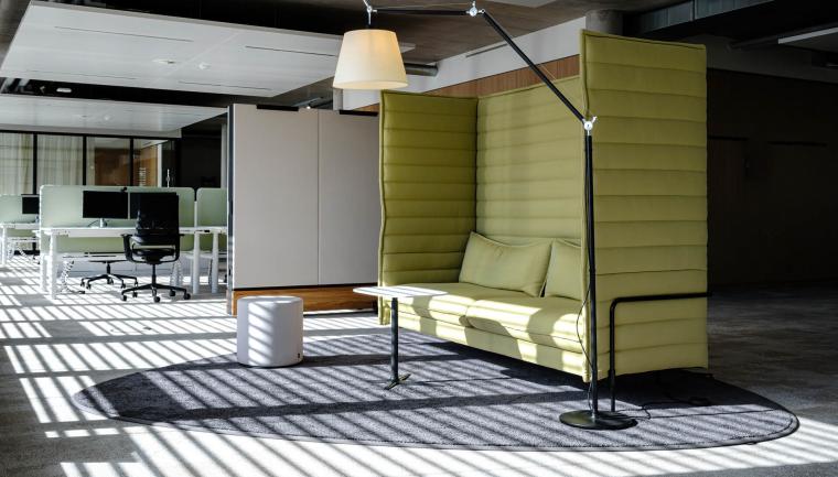 Exchanging ideas and having conversations – welcome to our meeting lounge.